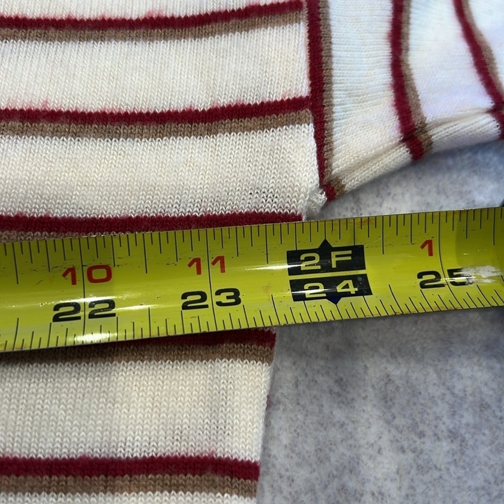 LNA STRIPED DISTRESSED V-NECK SWEATER - Picture 5 of 9
